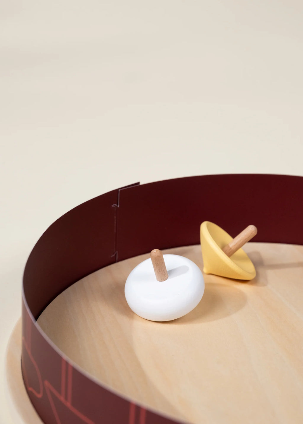 4 Wooden Spinning Tops with Arena