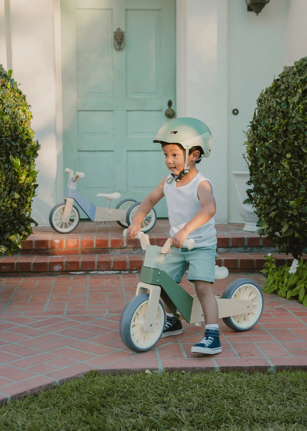 Wooden Balance Bike - 3 in 1 - Seafoam