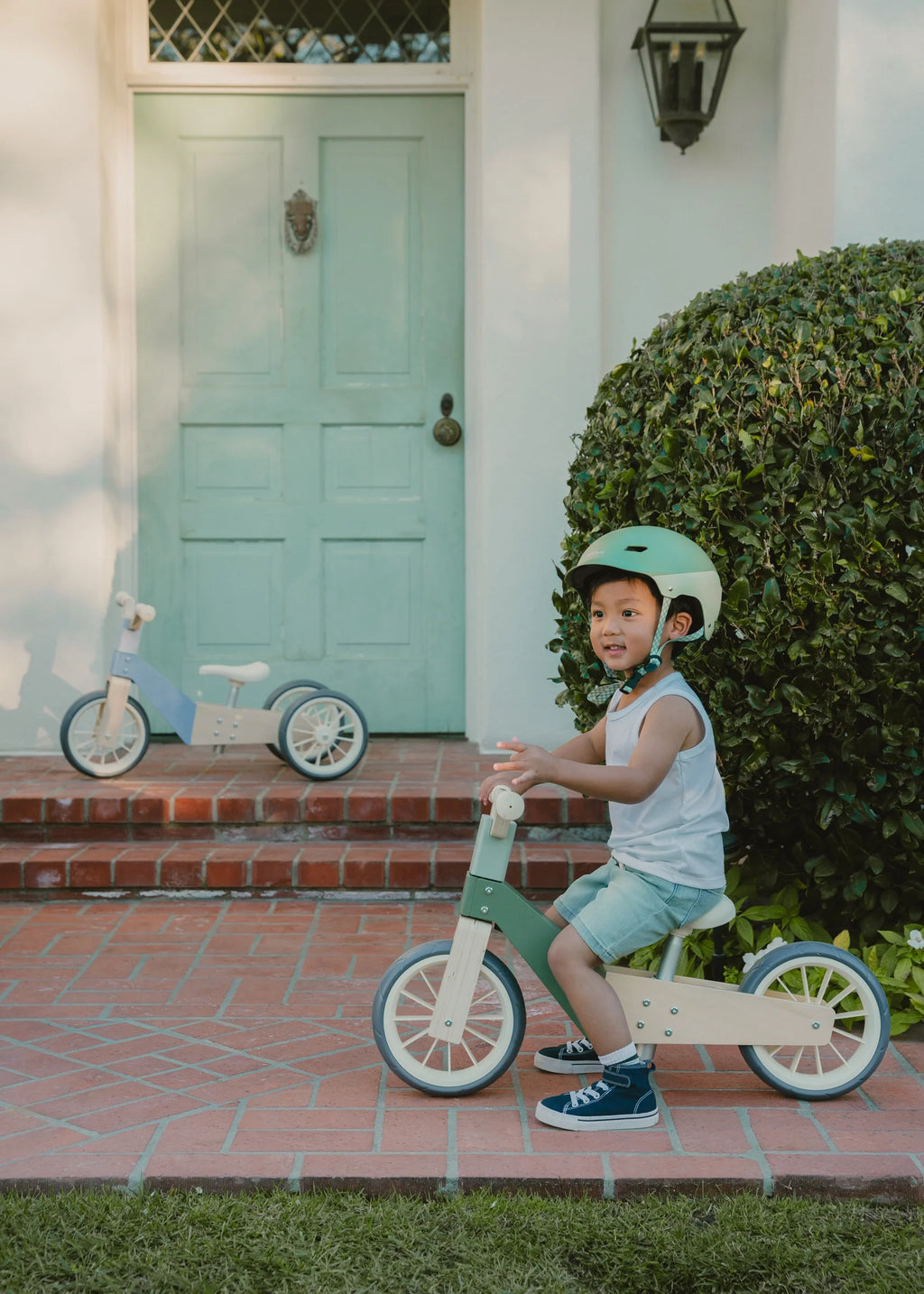 Wooden Balance Bike - 3 in 1 - Seafoam