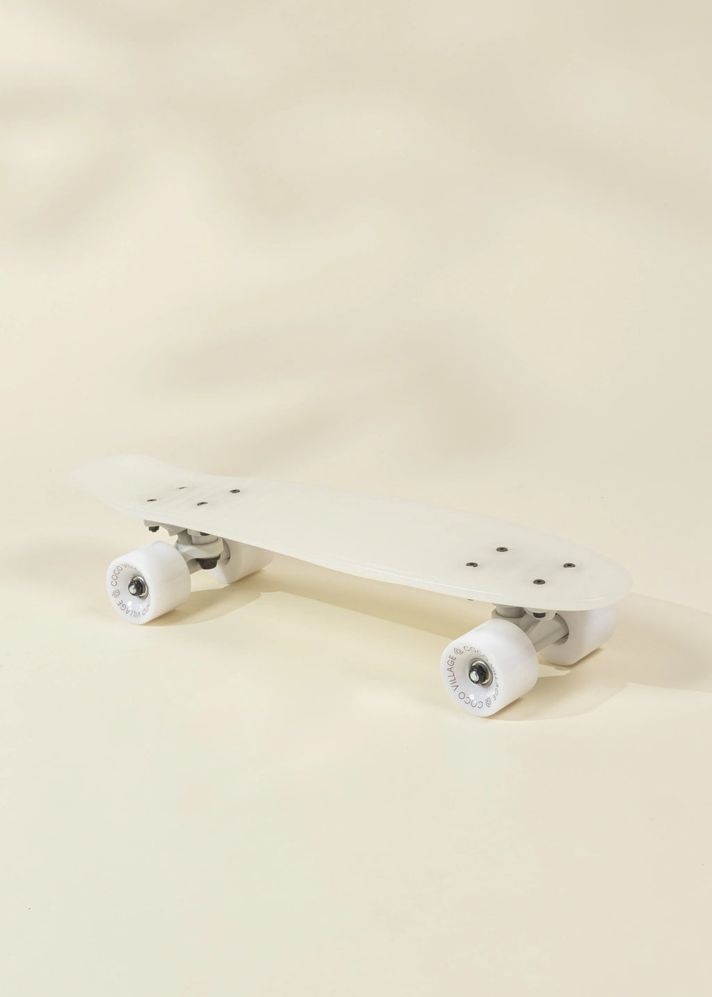 Kids’ Pintail Cruiser Skateboard–Glow in the Dark