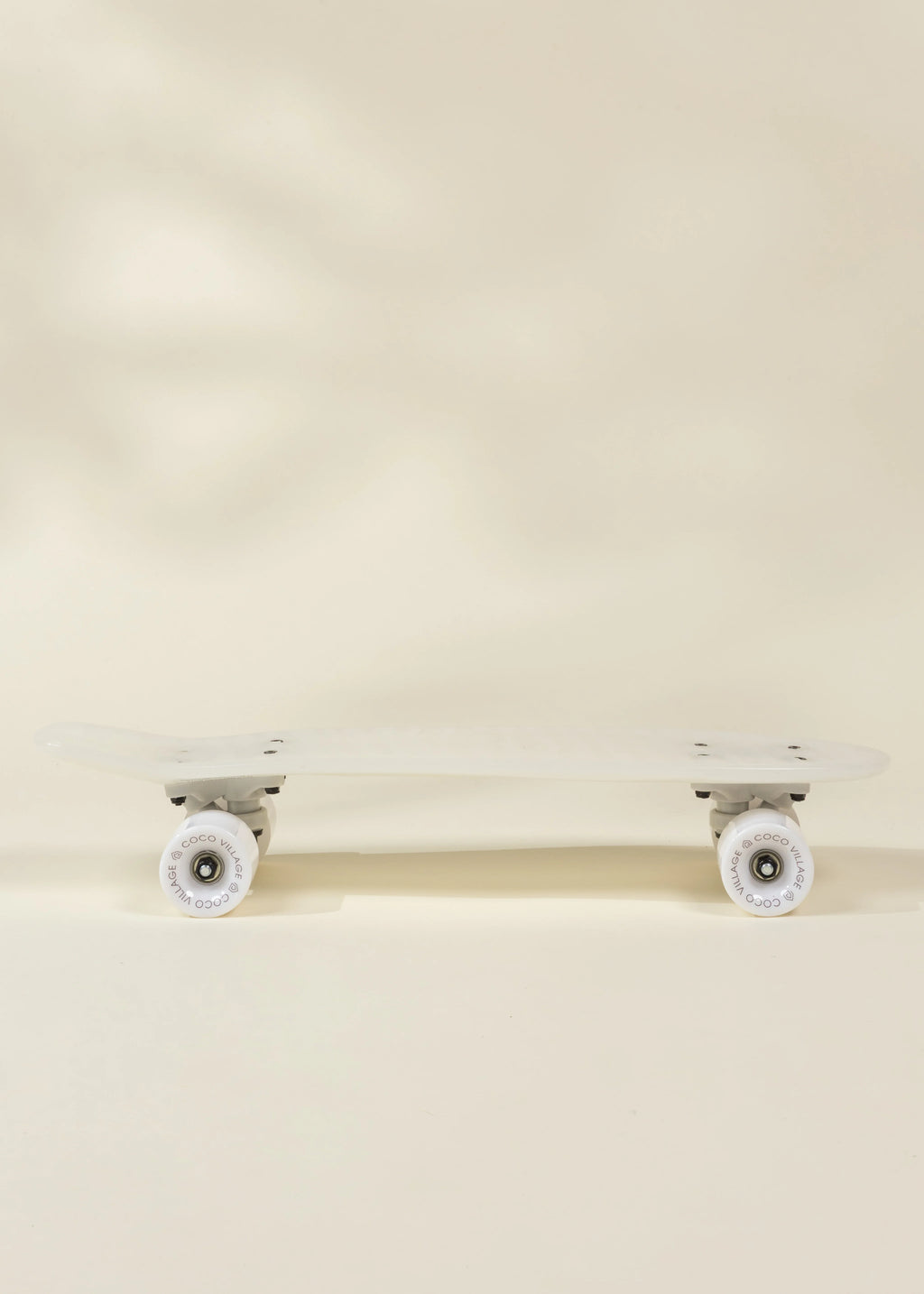 Kids’ Pintail Cruiser Skateboard–Glow in the Dark